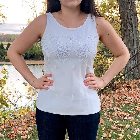 Ann Taylor lace blouse - Picture 2 of 2